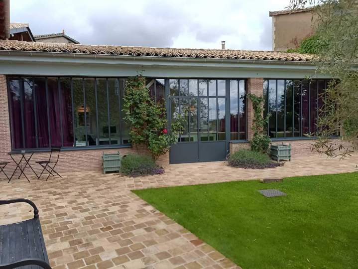 Entreprise de menuiserie acier Les Ardillats